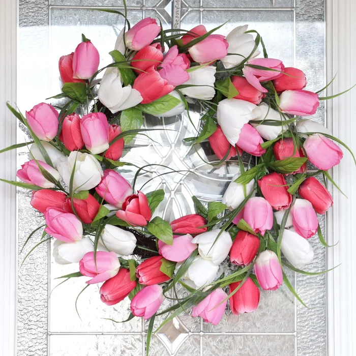 spring tulip wreaths for the front door