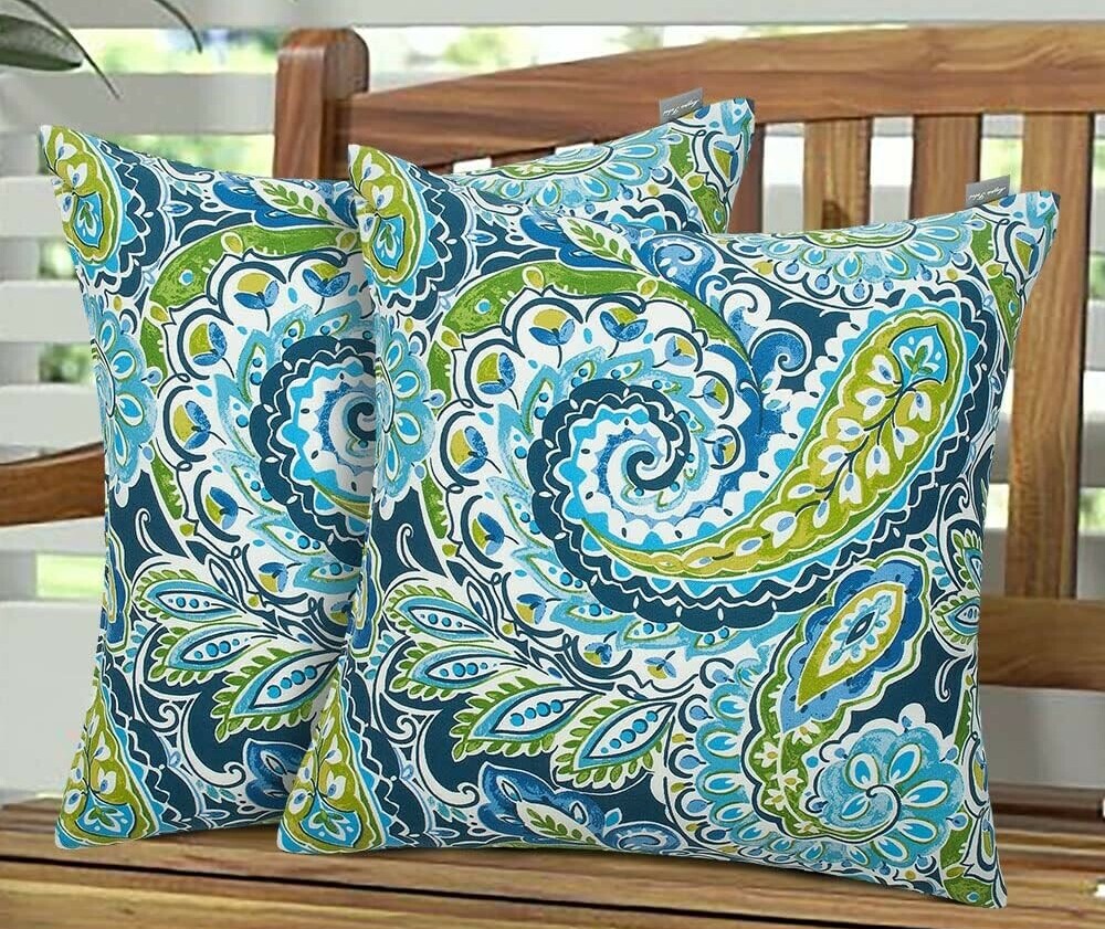 outdoor patio throw pillows